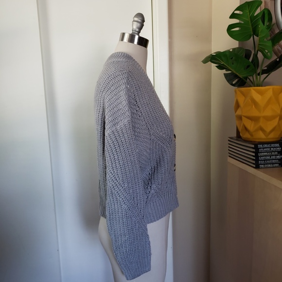 Contemporary Gray Sweater Size Small NEW! - Picture 3 of 16